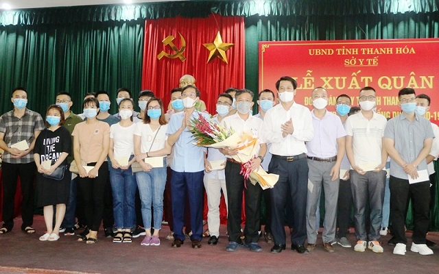 Lãnh đạo tỉnh Thanh Hóa gặp gỡ, động viên các y, bác sĩ lên đường hỗ trợ TP HCM và tỉnh Bình Dương