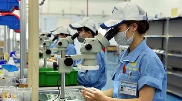 Công bố 6 số điện thoại đường dây nóng giải đáp gói hỗ trợ 26.000 tỷ đồng