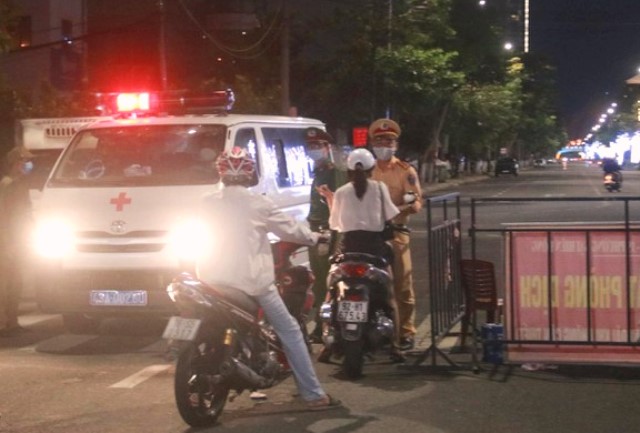 Quận Sơn Trà (Đà Nẵng): Phong tỏa gấp 4 phường ngay trong đêm