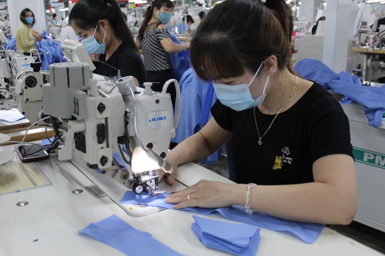 Công ty TNHH Sản xuất hàng may mặc Việt Nam, KCN Bá Thiện II, huyện Bình Xuyên