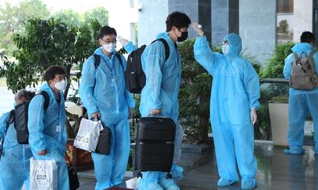 Giảm ngày cách ly tập trung với người nhập cảnh tiêm đủ liều vaccine COVID-19