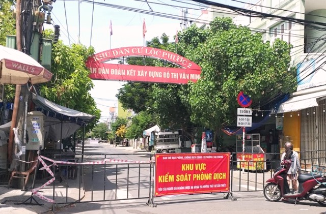 Đà Nẵng: Hỗ trợ người dân trong khu phong tỏa quận Sơn Trà