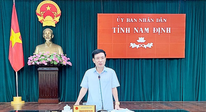 Chủ tịch UBND tỉnh Phạm Đình Nghị phát biểu chỉ đạo tại hội nghị