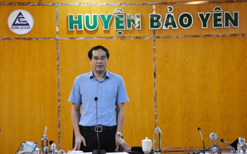 Đồng chí Trịnh Xuân Trường - Phó Bí thư Tỉnh uỷ, Chủ tịch UBND tỉnh Lào Cai phát biểu chỉ đạo tại huyện Bảo Yên