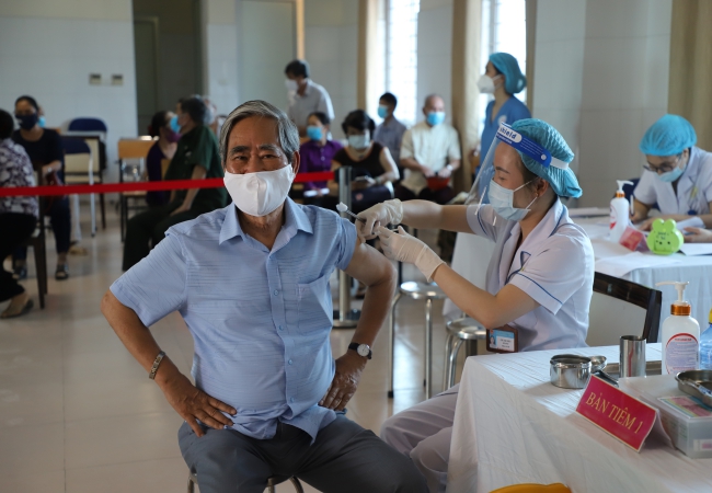 Bắc Ninh: Đã có hơn 300.000 người được tiêm vắc xin phòng Covid-19