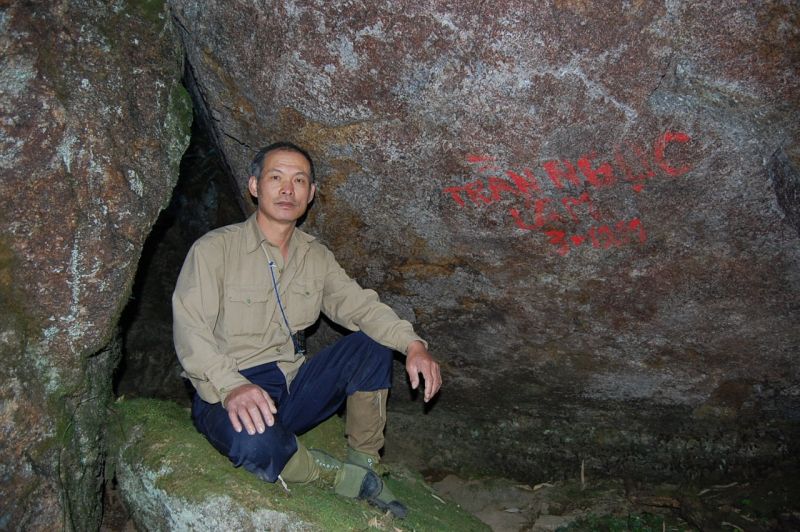 Những chuyện kỳ lạ chưa kể trên đỉnh Fansipan