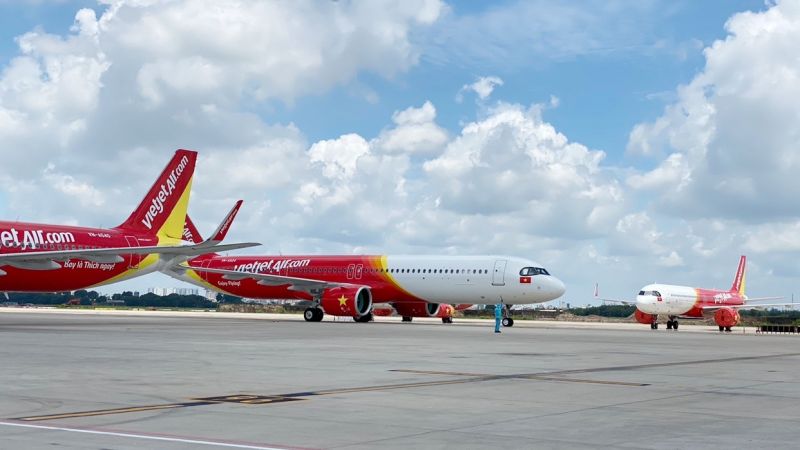 Chuyến bay Vietjet chở 200 máy thở cao cấp, hiện đại từ Đức đã hạ cánh xuống sân bay Tân Sơn Nhất