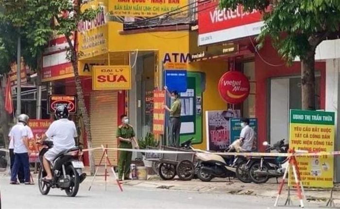 Cửa hàng Viettel Post, chi nhánh huyện Lương Tài tạm thời phong tỏa, phun khử khuẩn