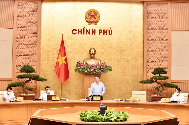 Thủ tướng Phạm Minh Chính: Xây dựng, hoàn thiện thể chế là nhiệm vụ trọng tâm, đột phá nhưng phải cân đối nguồn lực để làm có trọng tâm, trọng điểm