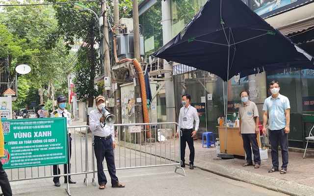 Phường Dịch Vọng Hậu đẩy mạnh công tác phòng chống dịch