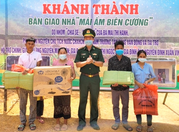 Bộ đội Biên phòng Quảng Trị: Bàn giao 3 nhà “Mái ấm biên cương” cho hộ nghèo