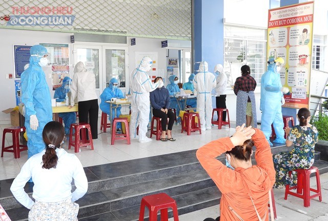 Đà Nẵng mở chiến dịch đặc biệt, thần tốc tổng kiểm tra y tế trong toàn dân