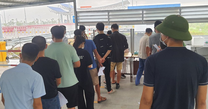 Người vào Quảng Ninh phải có xét nghiệm âm tính, tiêm 2 mũi vắc xin Covid-19