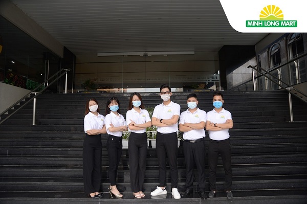 Với phương châm “ Tiện lợi nhất- tiết kiệm nhất “, Minh Long Mart sẽ xây dựng đội ngũ bán hàng chuyên nghiệp và thân thiện Với phương châm “ Tiện lợi nhất- tiết kiệm nhất “, Minh Long Mart sẽ xây dựng đội ngũ bán hàng chuyên nghiệp và thân thiện
