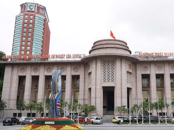 Chính phủ chỉ đạo ngân hàng quan tâm hỗ trợ các đối tượng khách hàng có khoản vay nhỏ đang rất khó khăn do bị ảnh hưởng của dịch bệnh