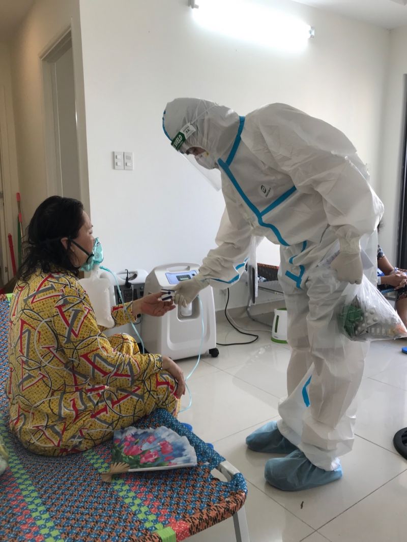 TP. Hồ Chí Minh: 10.000 bệnh nhân COVID-19 xuất viện tại Bệnh viện Dã chiến số 8