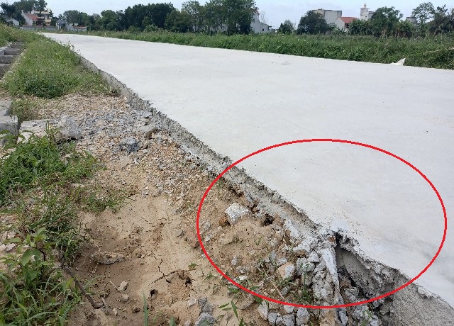 Hậu Lộc (Thanh Hóa): Chủ đầu tư thông tin tuyến đường thi công không đúng quy định, người dân bức xúc