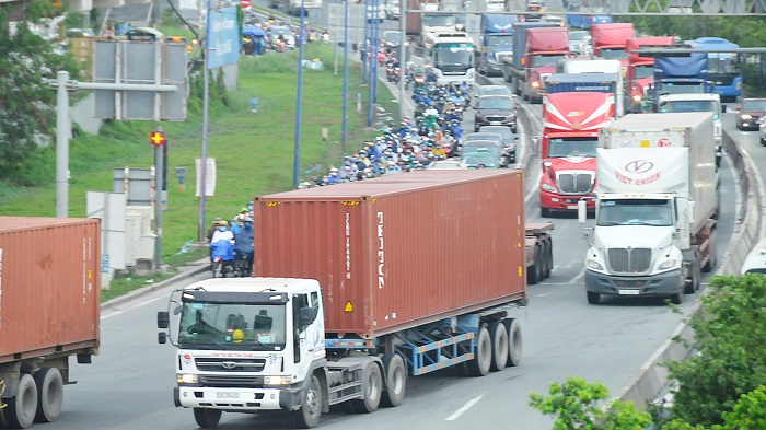 Các hiệp hội thuộc các ngành hàng lo ngại xuất khẩu bị ảnh hưởng do vướng mắc trong cấp giấy đi đường tại TP. HCM