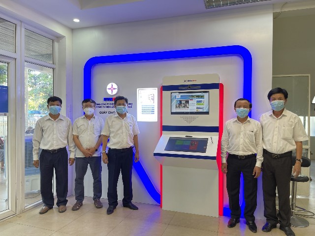 Thừa Thiên Huế: Công ty Điện lực khai trương Quầy giao dịch số "Kết nối khách hàng sử dụng điện"