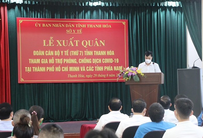 Sáng 29-8, Sở Y tế tổ chức lễ xuất quân tiễn đoàn cán bộ y tế tỉnh Thanh Hoá tham gia hỗ trợ phòng chống dịch COVID-19 tại TP Hồ Chí Minh.