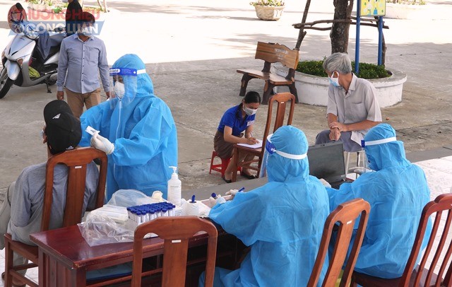 Thành phố Đà Nẵng triển khai lấy mẫu xét nghiệm lần thứ 4 trong toàn dân