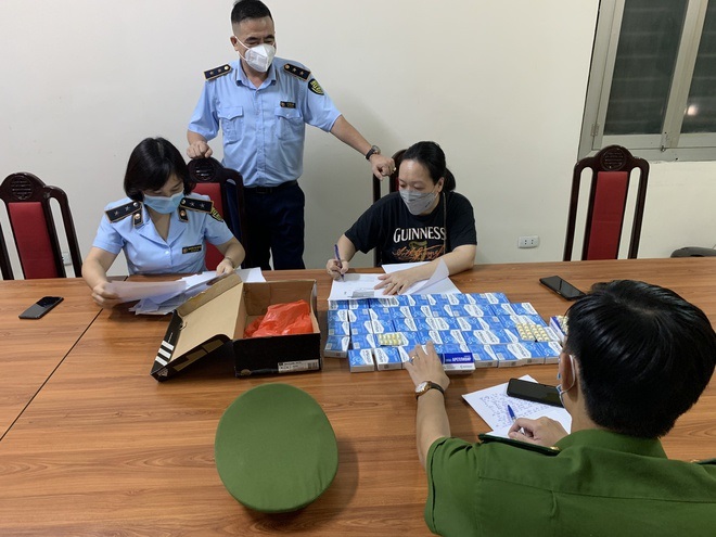 Hà Nội: Phát hiện lô thuốc điều trị Covid-19 không rõ nguồn gốc