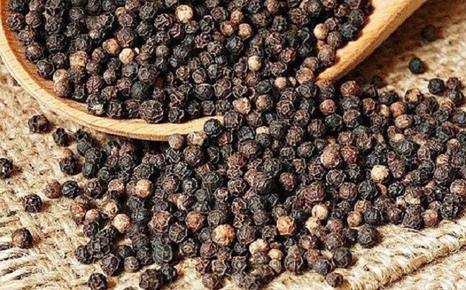 Giá tiêu ngày 30/8: Giảm nhẹ, thấp nhất 74.500 đồng/kg