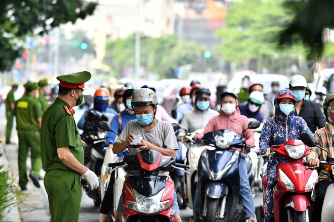 Thực hiện nghiêm giãn cách xã hội "ai ở đâu ở đó" dịp Quốc khánh 2/9