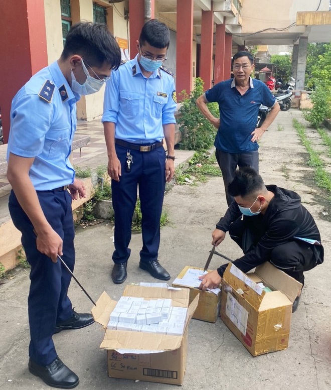 Lực lượng Quản lý thị trường Nam Định bắt giữ lô hàng hóa vi phạm