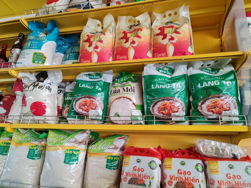 Ninh Thuận: Xử lý cửa hàng Bách hóa xanh vi phạm không niêm yết giá trên sản phẩm