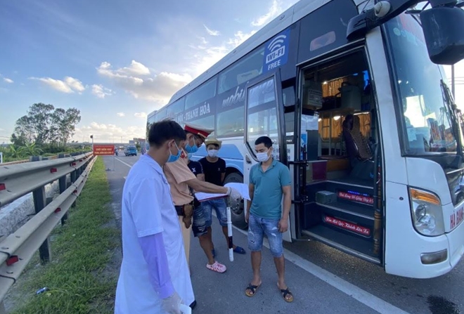 Nam Định: Tiếp tục tạm dừng tiếp nhận người dân từ vùng dịch về địa phương