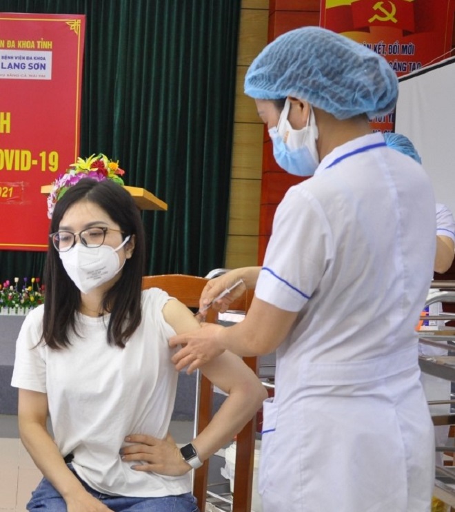 Lạng Sơn: Đã tổ chức tiêm 182.411 liều vắc xin phòng COVID-19
