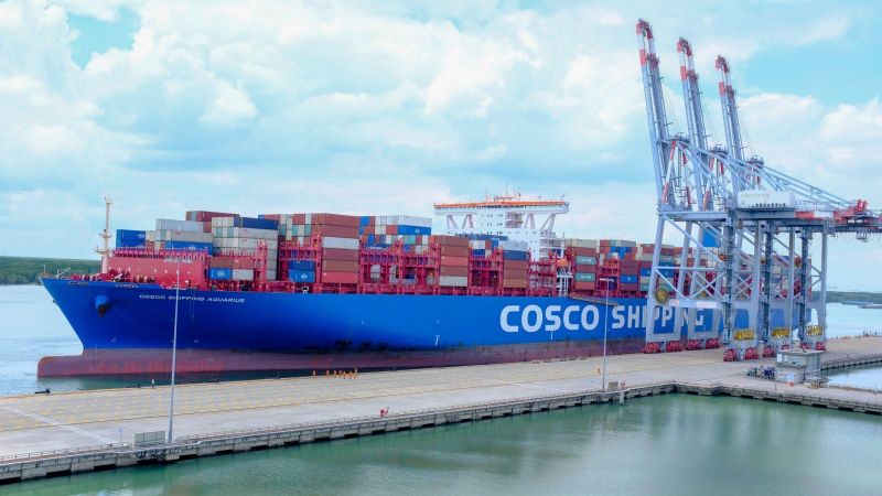 Cảng quốc tế Cái Mép vừa tiếp nhận thành công tàu Cosco Shipping Aquarius