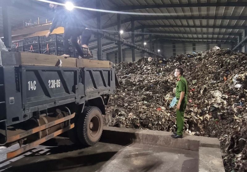 Quảng Ninh: Tiêu hủy hơn 35.000 con giống gia cầm nhập lậu