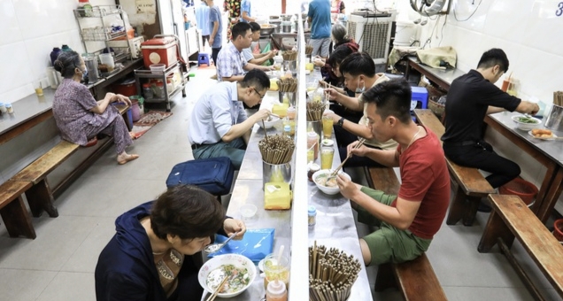 Từ 10/9, Phú Thọ cho phép nhà hàng, quán ăn uống mở lại phục vụ tại chỗ