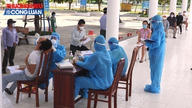 2 ca cộng đồng trong ngày được ghi nhận tại tổ 130, phường Hòa Minh, quận Liên Chiểu thông qua xét nghiệm đại diện hộ gia đình