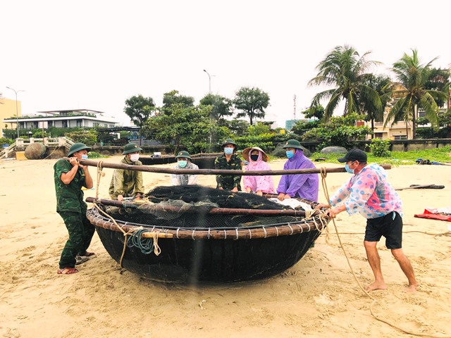 Đà Nẵng: Phòng, chống bão số 5 chưa từng có trong tiền lệ