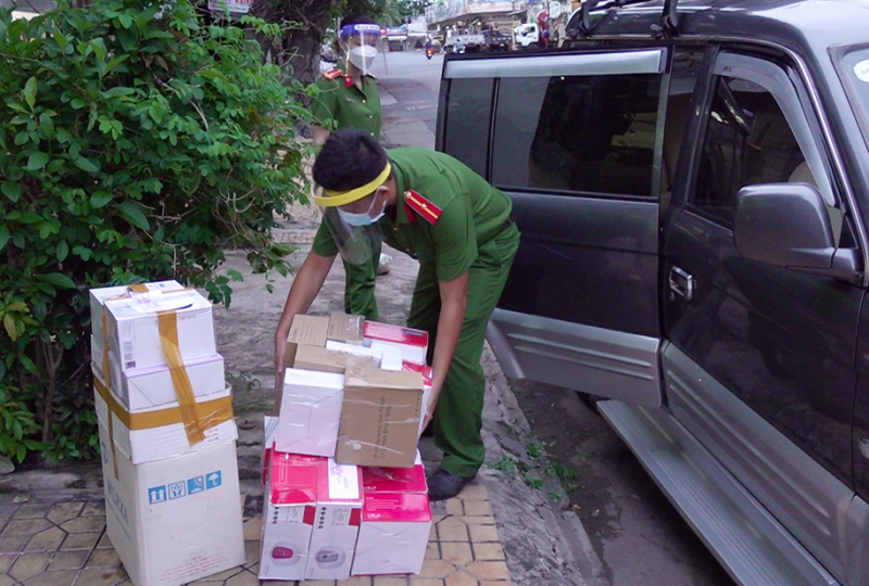 An Giang: Thu giữ số lượng lớn sản phẩm làm đẹp không rõ nguồn gốc xuất xứ