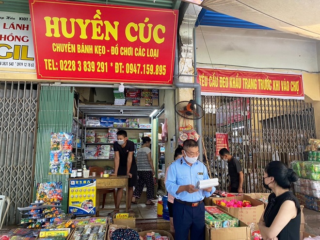 Lực lượng Quản lý thị trường Nam Định: Thu giữ gần 300 sản phẩm đồ chơi trẻ em các loại không rõ nguồn gốc