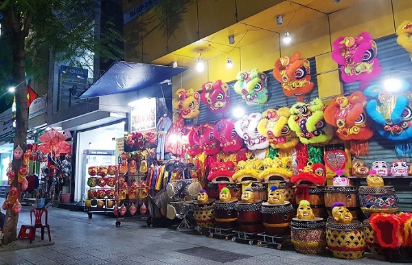 Thị trường đồ chơi Tết Trung thu trầm lắng