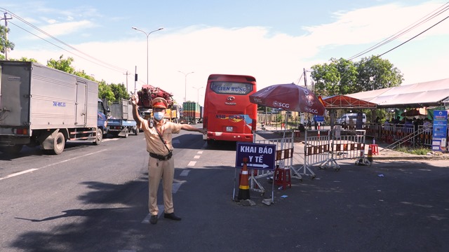 Đà Nẵng: Giãn xét nghiệm, tăng cường kiểm soát các cửa ngõ ra, vào Thành phố