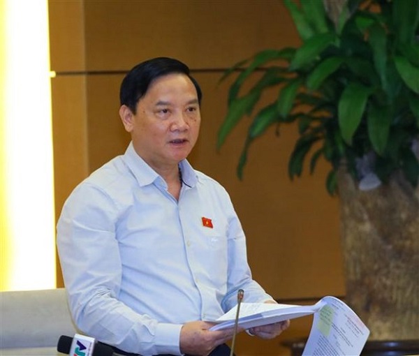 Phó Chủ tịch Quốc hội Nguyễn Khắc Định phát biểu tại một phiên họp ngày 16/9/2021 (Ảnh: Nguyễn Điệp/TTXVN)