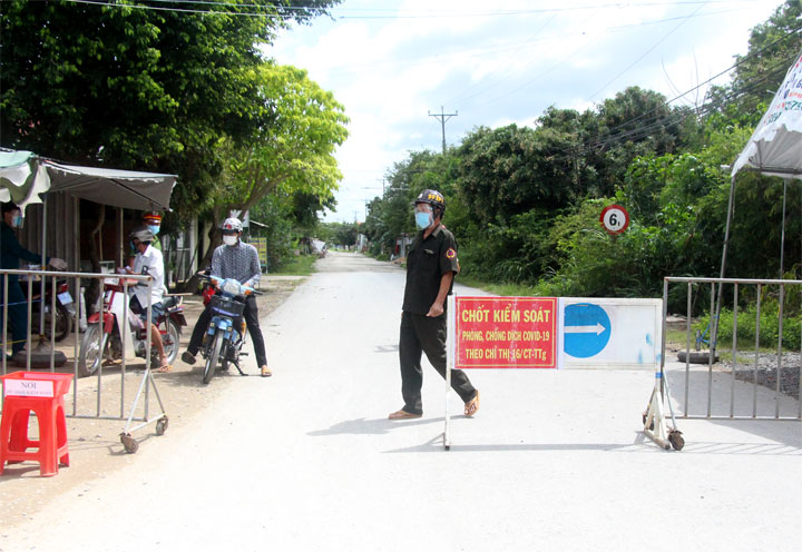 Bến Tre: Xử phạt 06 trường hợp ra đường không lý do chính đáng