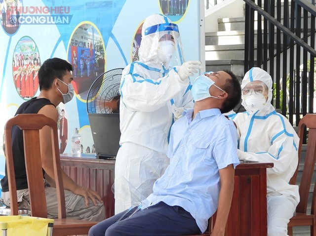 Đà Nẵng: Xét nghiệm sàng lọc Covid-19 cho 8 nhóm đối tượng trong tình hình mới
