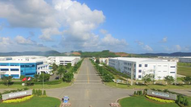 Quảng Ngãi: Các doanh nghiệp thuộc Khu công nghiệp VSIP hoạt động trở lại