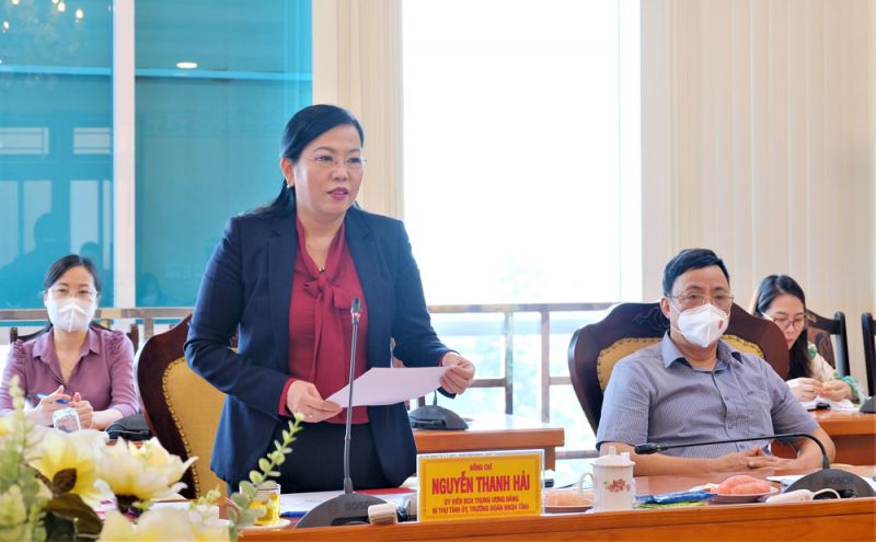 Đồng chí Nguyễn Thanh Hải, Uỷ viên Trung ương Đảng, Bí thư Tỉnh ủy, Trưởng Đoàn đại biểu Quốc hội tỉnh phát biểu tại buổi làm việc.