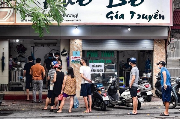 Cửa hàng ăn uống trên địa bàn Hà Nội đã mở lại từ 12h trưa ngày 16/9