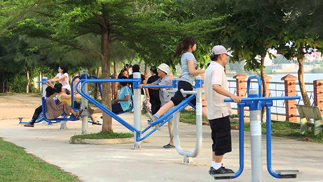 Từ 28/9, Hà Nội cho phép hoạt động trở lại thể dục thể thao ngoài trời, trung tâm thương mại