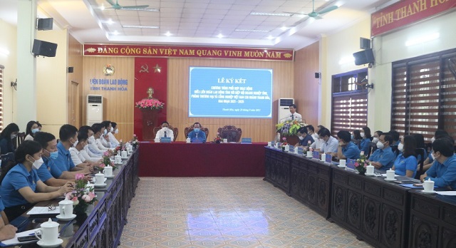 Thanh Hóa: Ký kết chương trình phối hợp hoạt động giữa LĐLĐ với Hiệp hội DN, VCCI Thanh Hóa