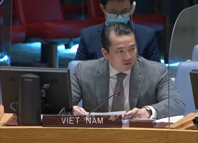 Đại sứ Phạm Hải Anh, Phó Trưởng Phái đoàn Việt Nam tại Liên hợp quốc dự phiên họp về vấn đề Syria ngày 2/9/2021 Ảnh: Khắc Hiếu - PV TTXVN tại New York